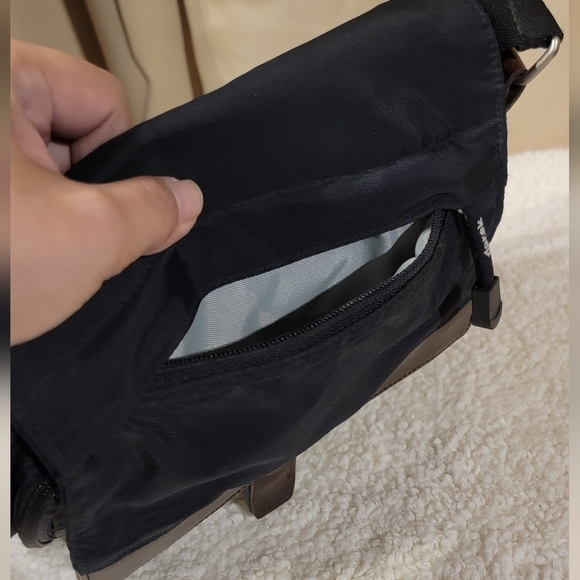 Derek Alexander Nylon Black Cross Body Bag - Picture 12 of 13